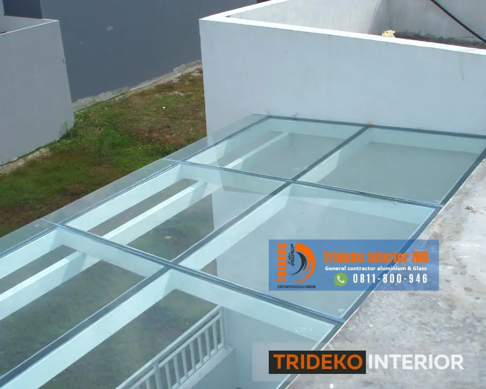 Pasang Atap Kaca : Cara, Keuntungan, dan Harganya atap kaca per meter 4 Kanopi Kaca Tempered 10mm